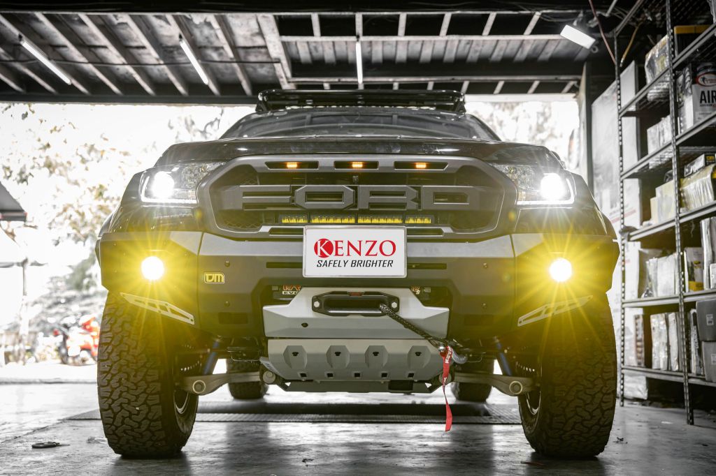 Ford Ranger Raptor sau khi nâng cấp ánh sáng