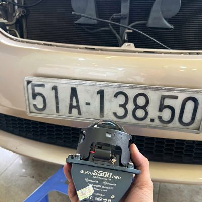 Nâng cấp ánh sáng cho xe Toyota Sienna với sản phẩm Bi Led Kenzo S500 Pro tại Ô TÔ HOÀNG KIM