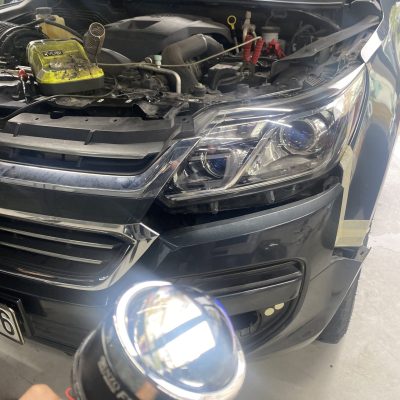 Nâng cấp ánh sáng cho xe Chevrolet trailblazer với sản phẩm Bi Led gầm hiệu suất cao Kenzo F3 – Size 3.0″ tại Nova4x4 chi nhánh TP. HCM